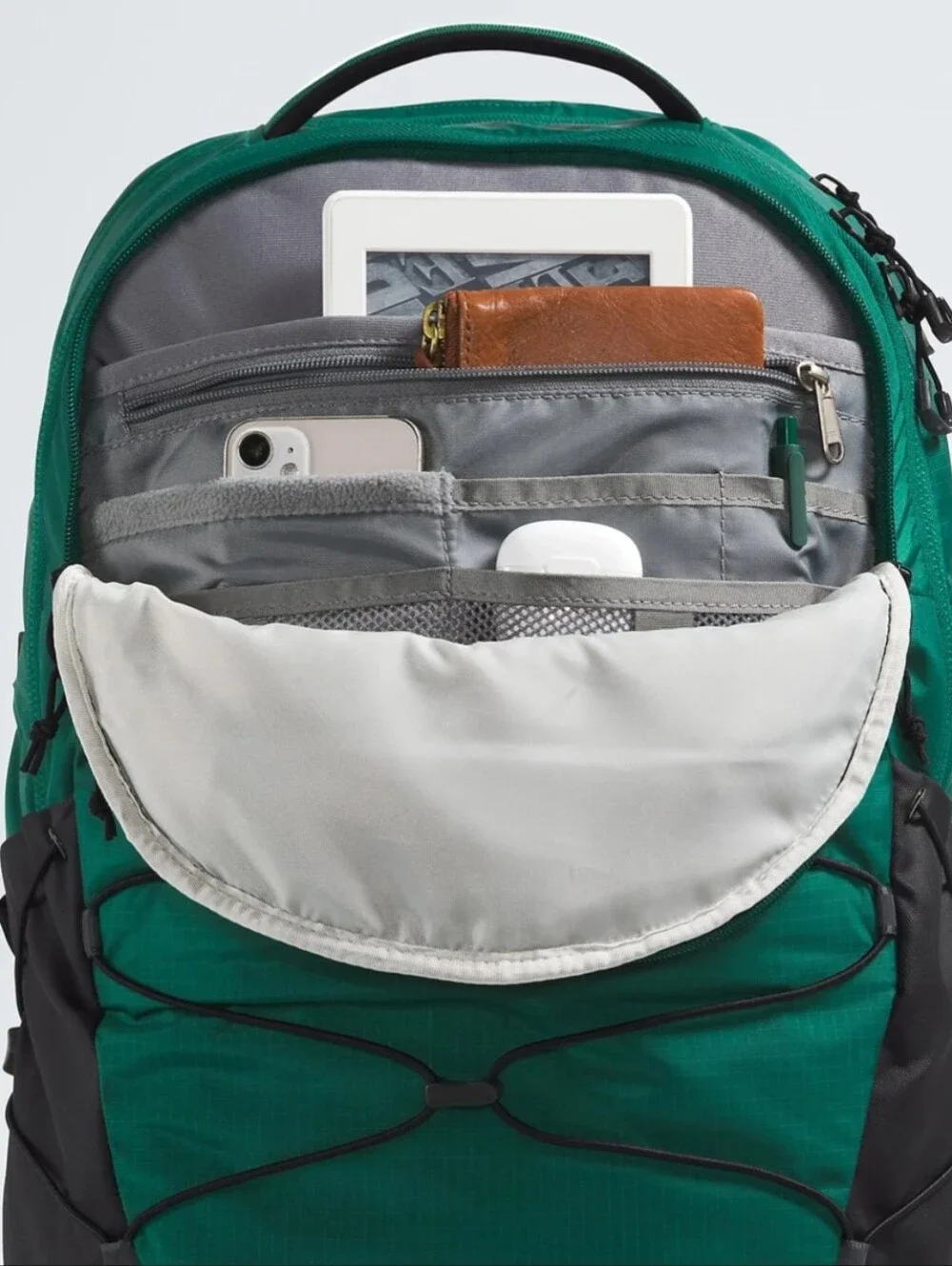 NWT The North Face Unisex Borealis Day Travel Hike Backpack Evergreen/TNF Black